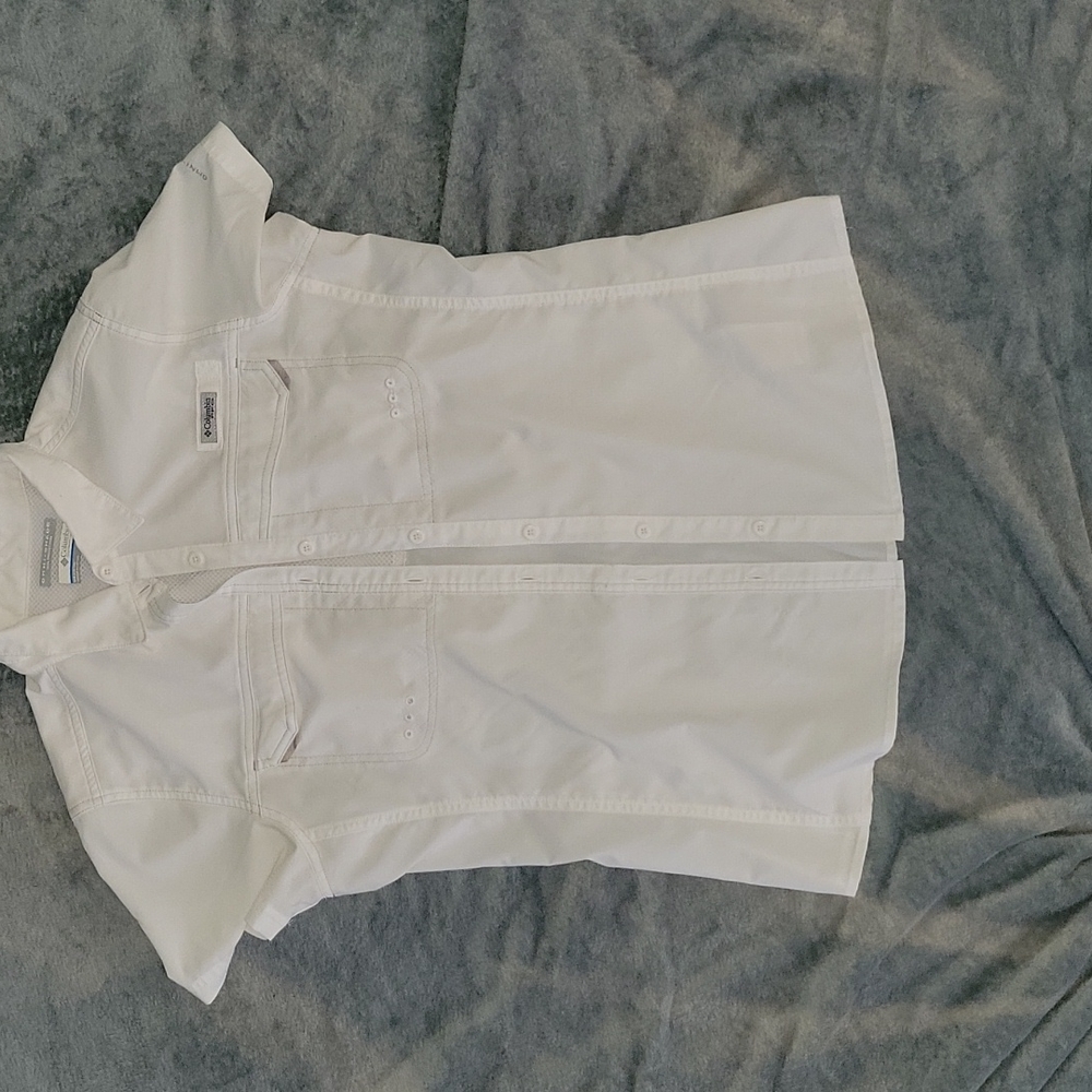 Columbia Large White shirt